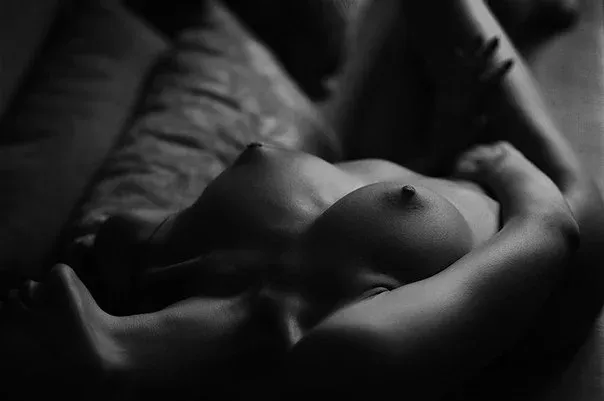 Alisa Indyuchenko, Erotique