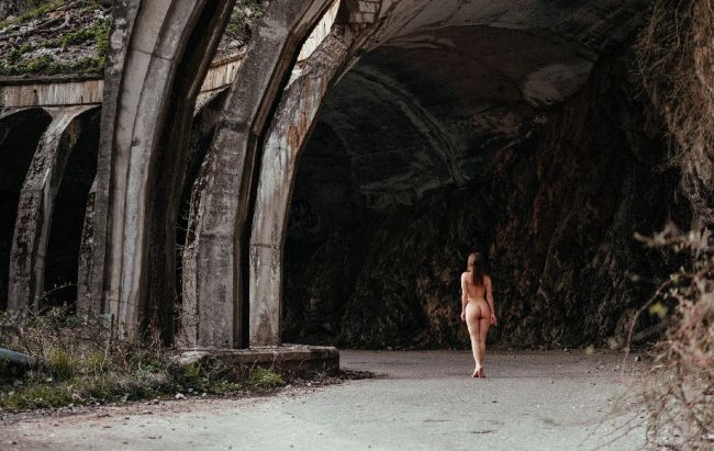 [Без текста], 