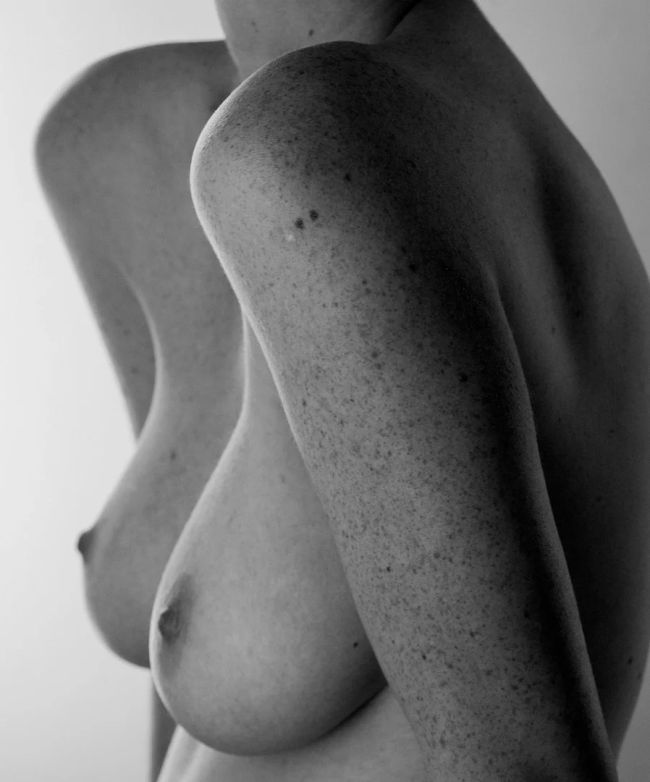 [Без текста], 