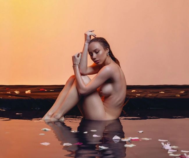 [Без текста], 