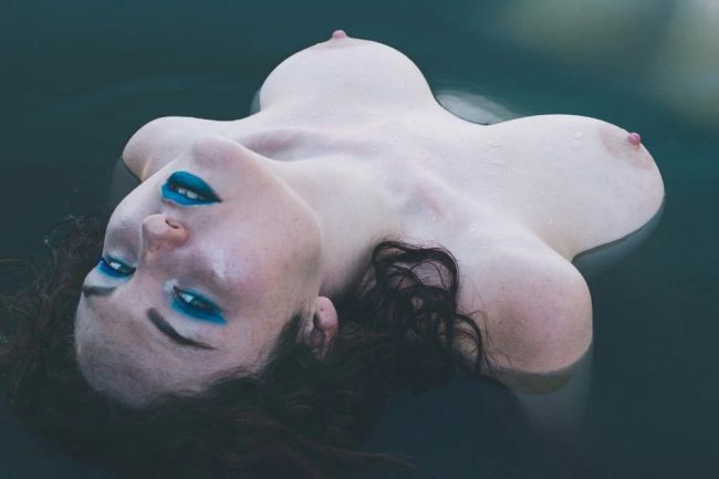 бикоми зе вайлд гроу, 