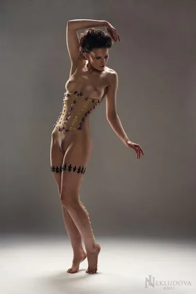 Irina Nekludova, Erotique