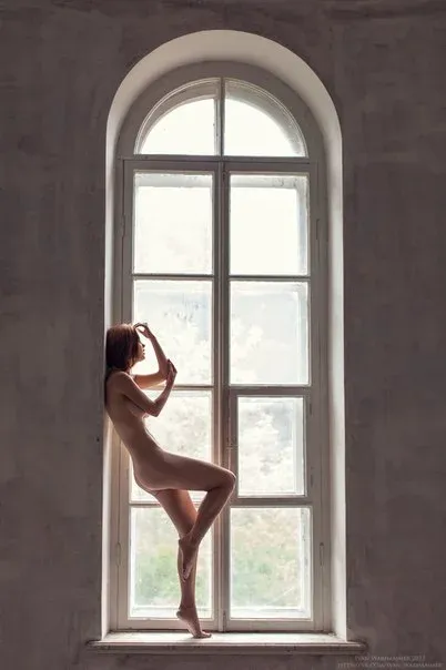 Ivan Warhammer, Erotique