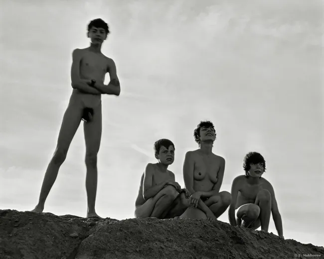 Миша, Саша, Ольга и Костя. Финский залив, 2001 (Ольга и сыновья - II), 