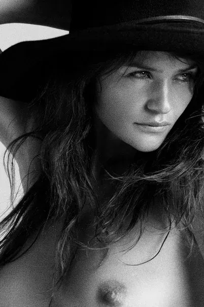Model Helena Christensen, Erotique