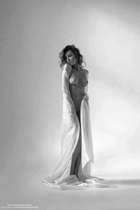 Ню #ЧерноБелое, Черно белое