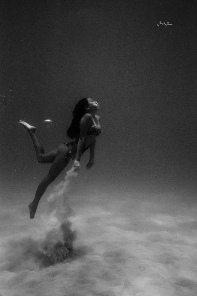 Ню #ЧерноБелое :, Черно белое