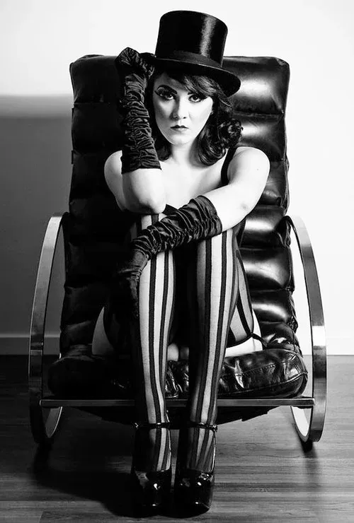 Ню #ЧерноБелое, Черно белое Ню #ЧерноБелое, Черно белое