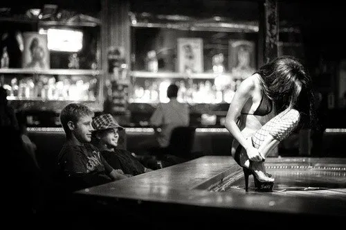 Ню #ЧерноБелое, Черно белое