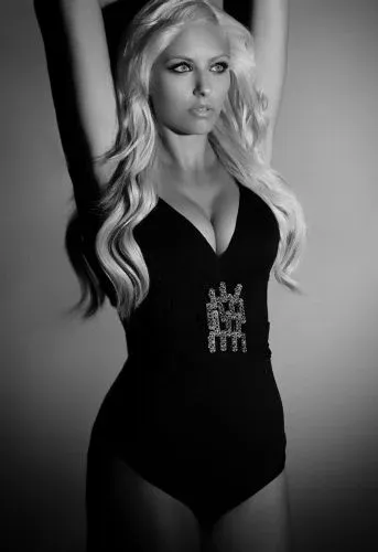 Ню :
#ЧерноБелое, Черно белое Ню :
#ЧерноБелое, Черно белое