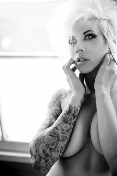 Ню #ЧерноБелое #блондинки #большиесиськи #белье #ложбинка, белье, Блондинки