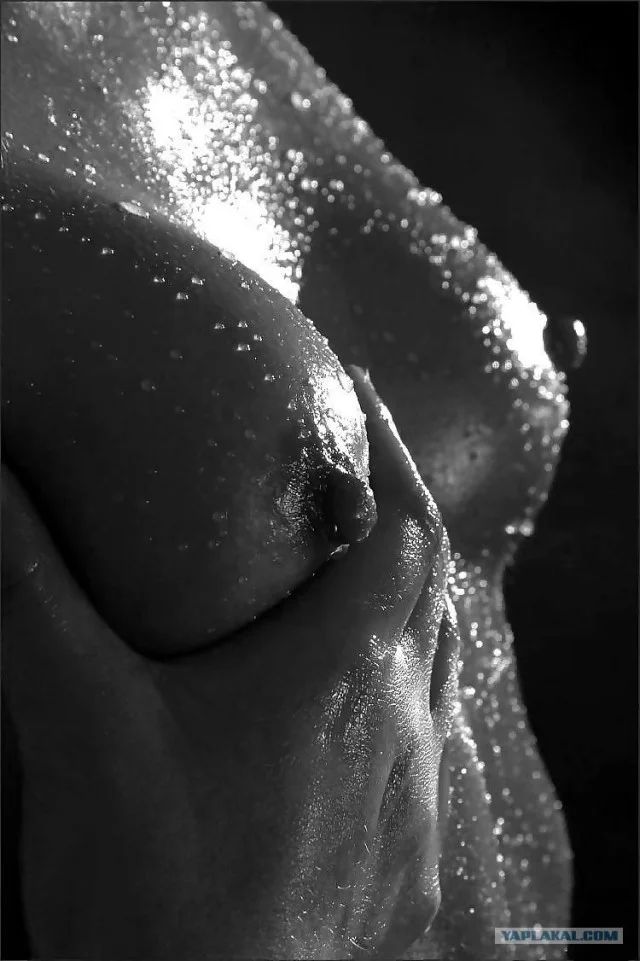 Ню #ЧерноБелое #мокраясиськи, 