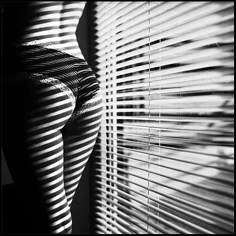 Ню . , ЧерноБелое, попы, попы