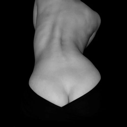 Ню #ЧерноБелое #попы, попы