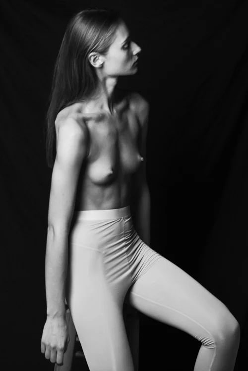 Ню #ЧерноБелое #секси #ноги, 