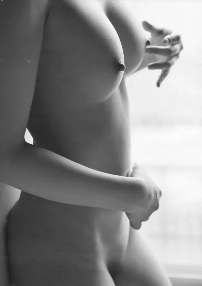 Ню #ЧерноБелое #сиськи #сиськи #идеальныесиськи #соски, Черно белое, сиськи Ню #ЧерноБелое #сиськи #сиськи #идеальныесиськи #соски, Черно белое, сиськи