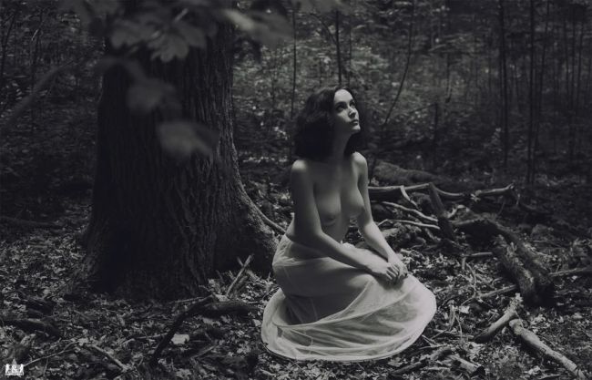 Ню #горячее#ЧерноБелое #соски #сиськи #грудь #сиськи #ложбинка, грудь, сиськи, соски