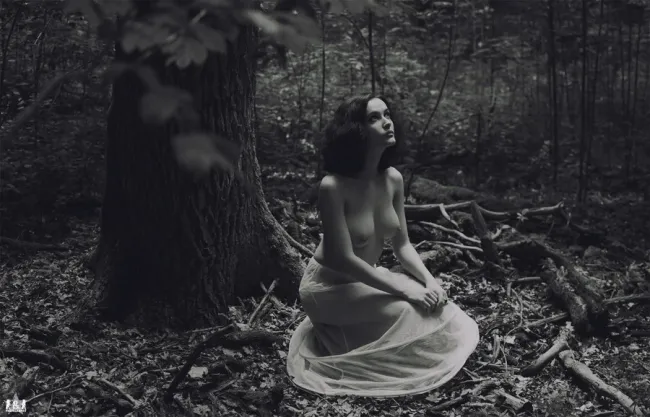 Ню #горячее#ЧерноБелое #соски #сиськи #грудь #сиськи #ложбинка, грудь, сиськи, соски