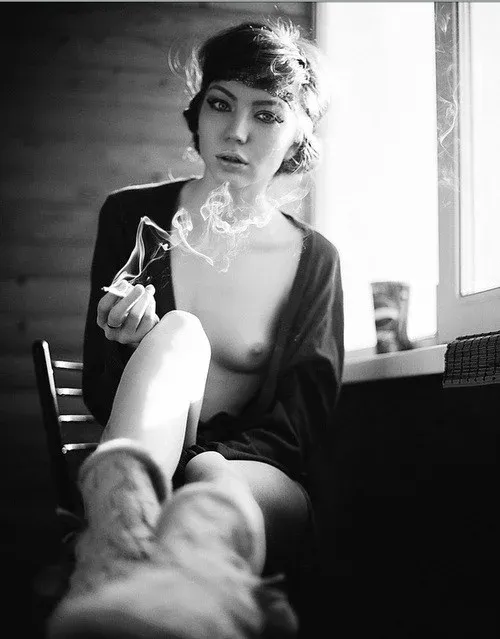 Ню #идеальные, Черно белое