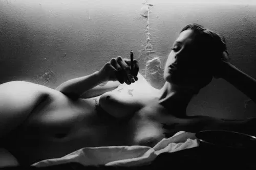 Ню #идеальные, Черно белое