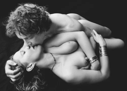 Ню #идеальные, Ню #идеальные,