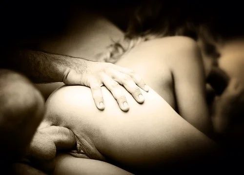 Ню #идеальные, 