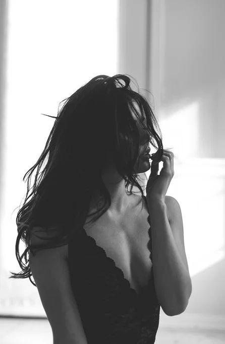 Ню #идеальные, 