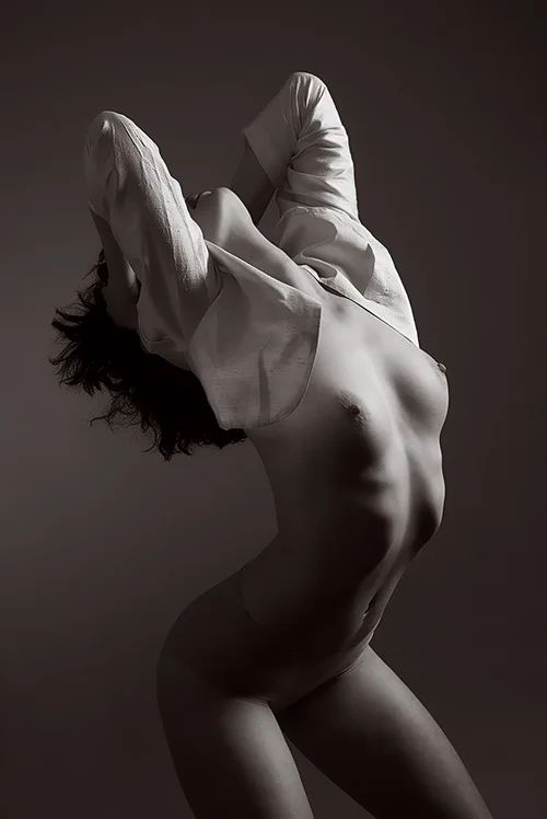 Ню #идеальные, 