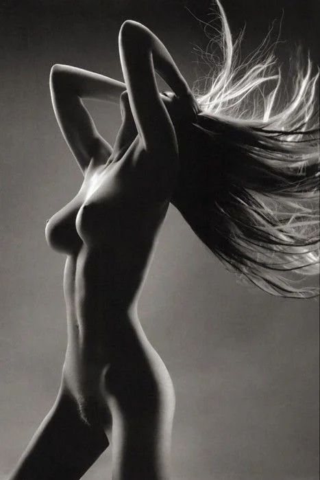 Ню #идеальные, идеальные