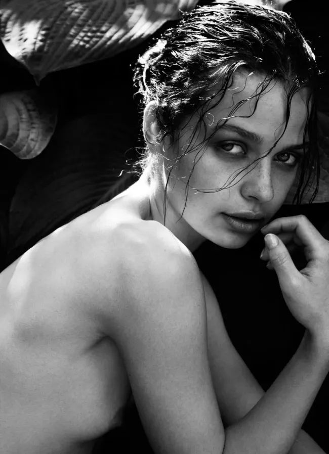 Ню #идеальные, Черно белое