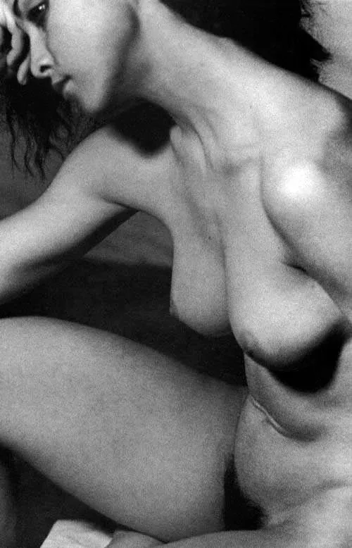 Ню #идеальные, Черно белое