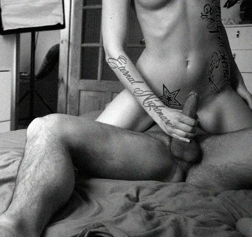 Ню #идеальные, Черно белое