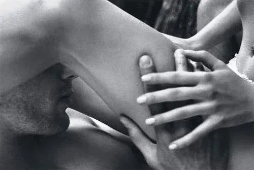 Ню ПростоИдеально, Черно белое