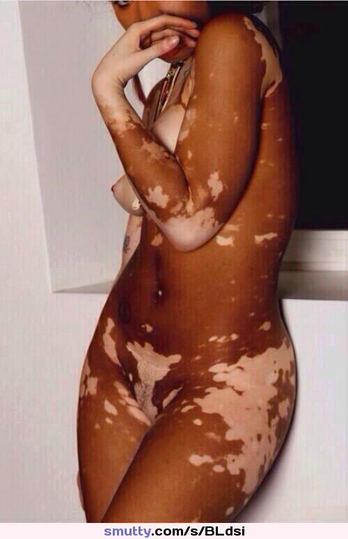 Ню #секси #секси #ЧерноБелое #сиськи #горячее, сиськи, горячее, ЧерноБелое, секси