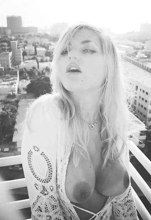 Ню #секси#ЧерноБелое #соски #сиськи #грудь #сиськи, грудь, сиськи, соски