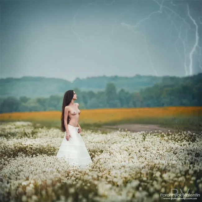 одна в поле, 