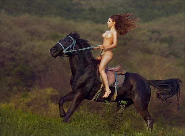 Photographer Arkadiy Kozlovskiy, Erotique