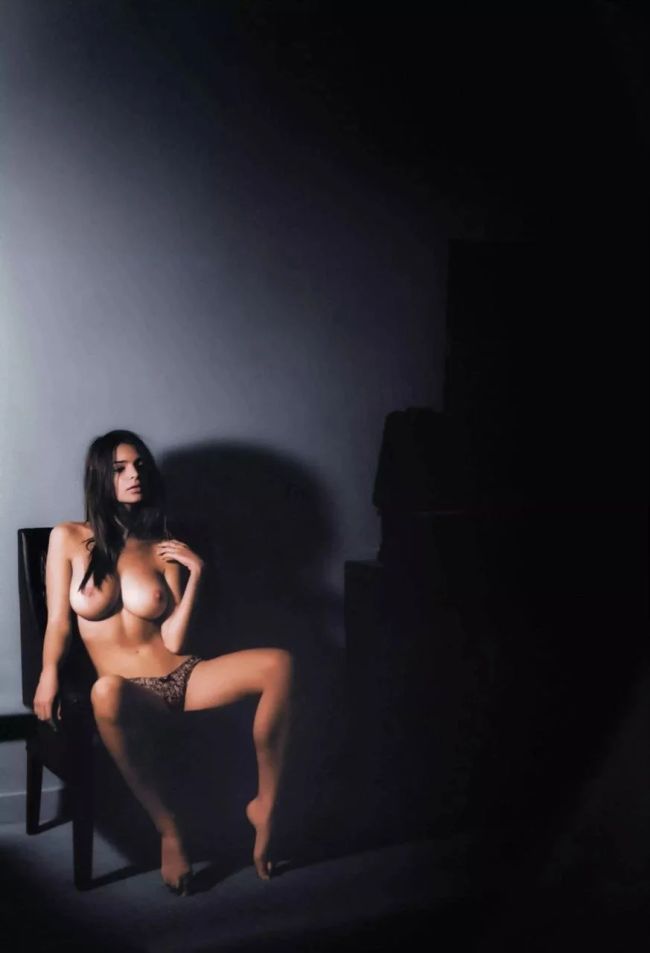 Photographer John Urbano. Model Emily Ratajkowski., Erotique