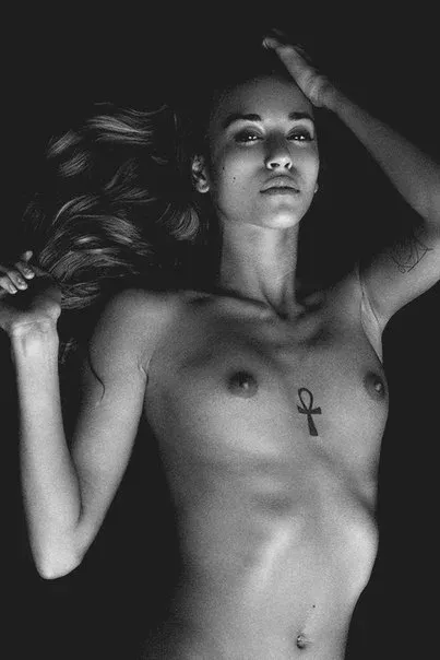 Photographer Joshua McCaghren, Erotique