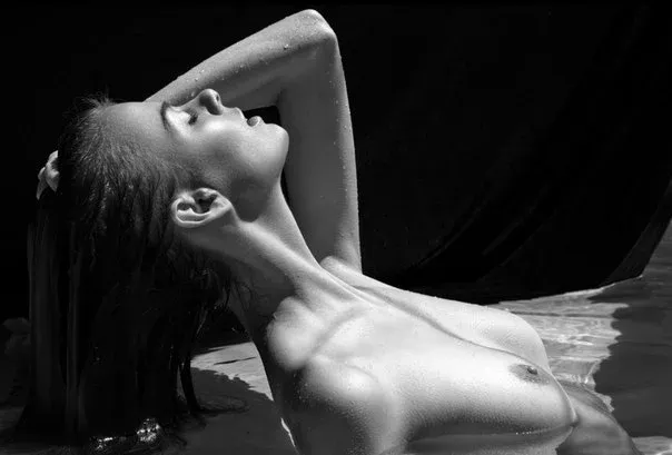 Photographer Khoa Bui, Erotique