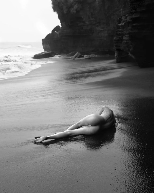 Photographer: Roman Gutikov., Erotique