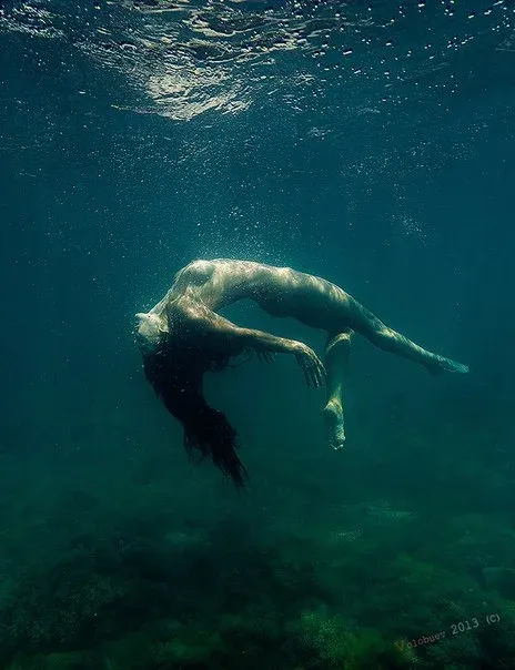 Photographer Serj Volobuev, Erotique