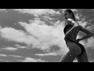 <b>"Sommer" Vogue Germany June 2013 (00:55)</b>, Erotique