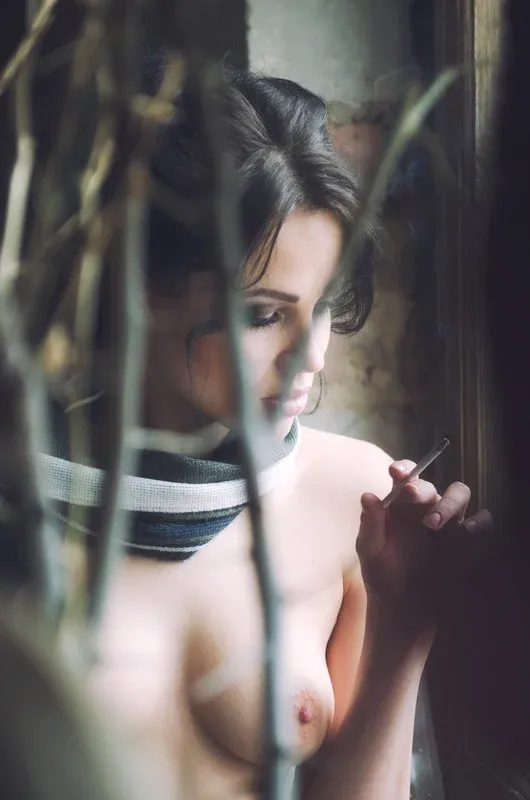 В сигаретном дыму, 