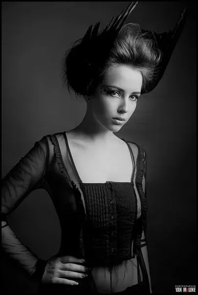 Yan McLine, Erotique