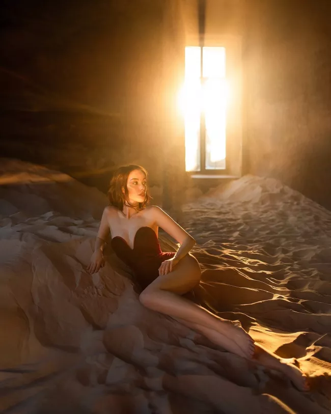 12 новогодних призов от фотостудии Локация 223! Выиграй подарочные часы или..., песок