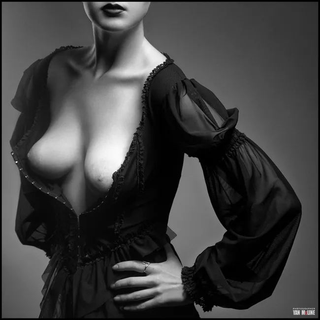 [Без текста], 