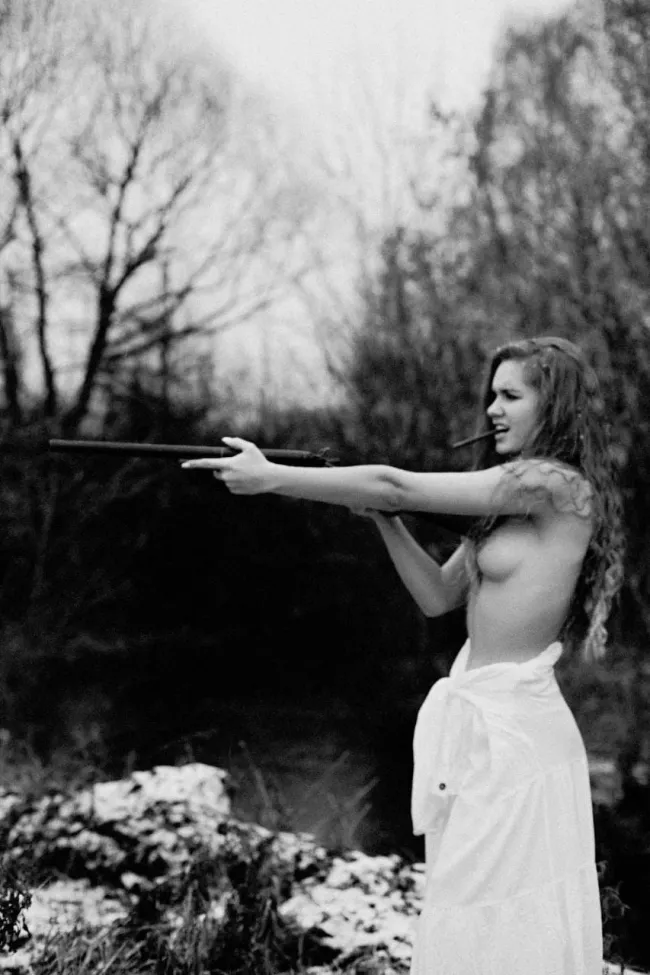 Model Milky Kiss., Erotique