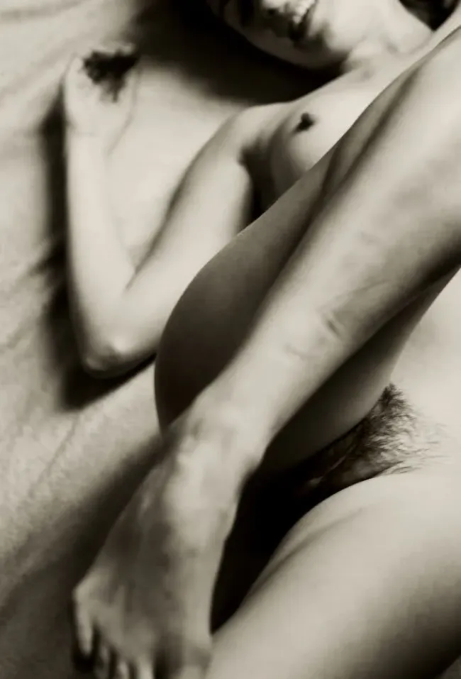 Ню #брюнетки #попы #секси #молодые #горячее #блондинки #ЧерноБелое #идеальные #яркая #идеальные, Блондинки, Брюнетки, горячее, идеальные, попы, секси, ЧерноБелое, яркая