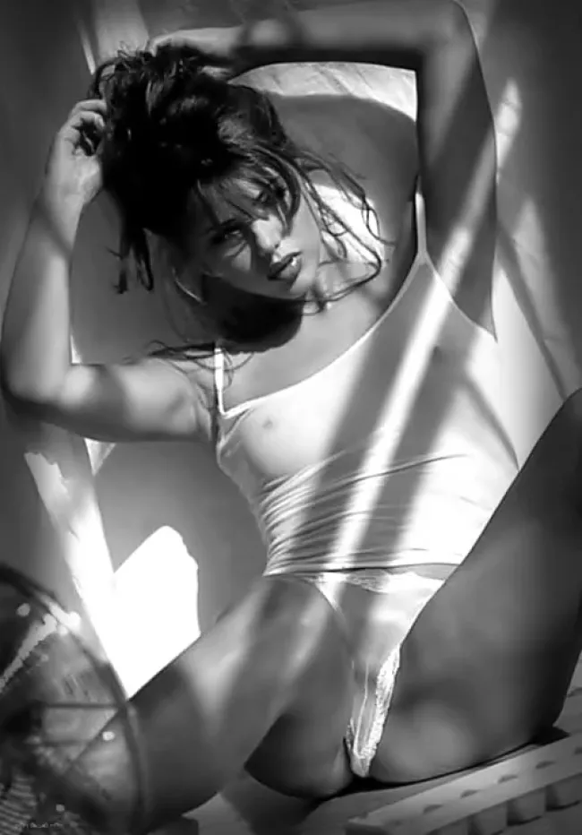 Ню ..... брюнетки , секси, яркая......, Брюнетки Ню ..... брюнетки , секси, яркая......, Брюнетки